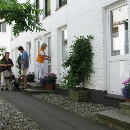 Appartementhaus Martel - Adults Only Любек Экстерьер фото